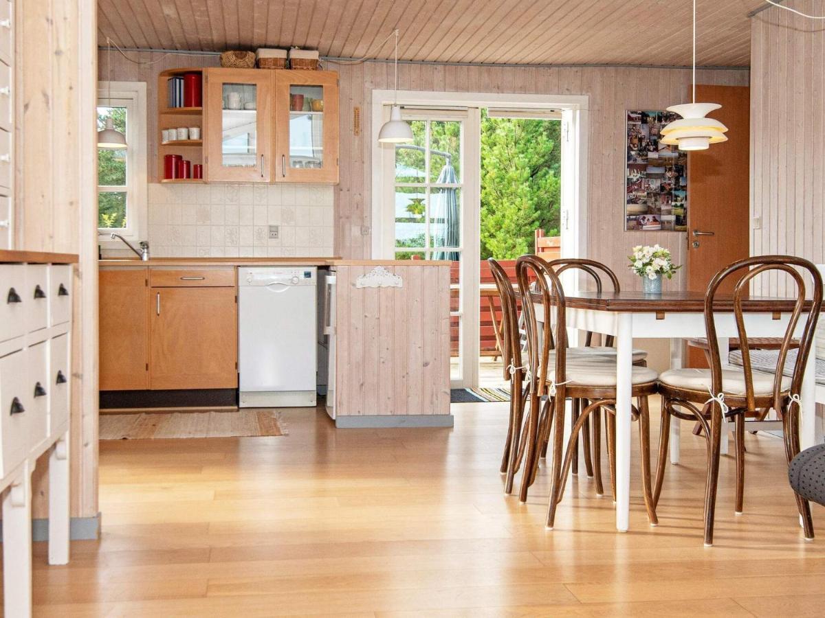 4 Person Holiday Home In R M Rømø Kirkeby Екстериор снимка
